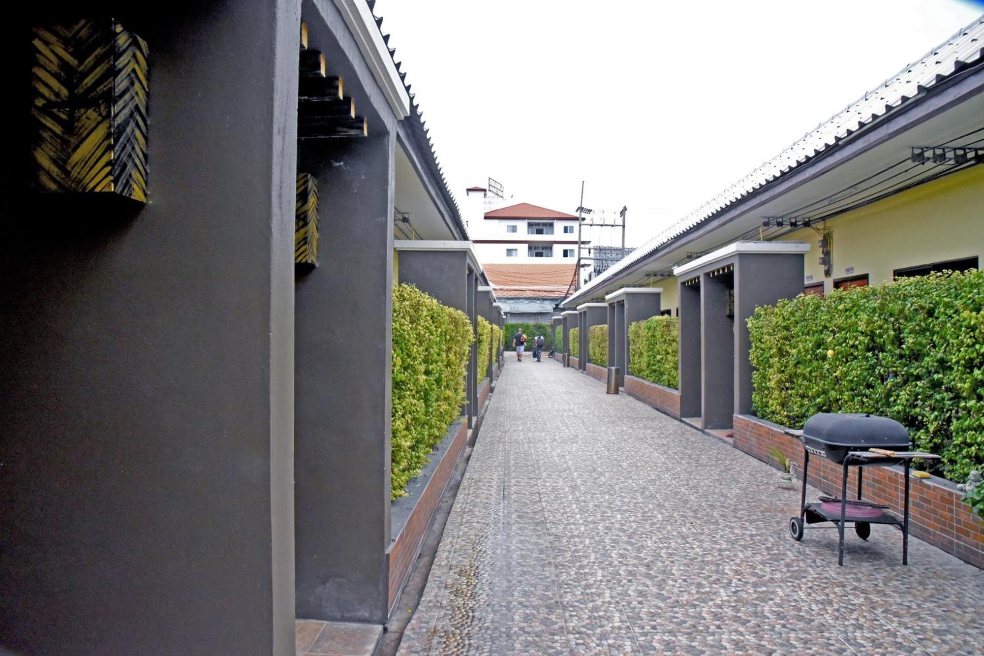 芭堤雅菲尔泰克斯公寓 芭達亞 客房 照片